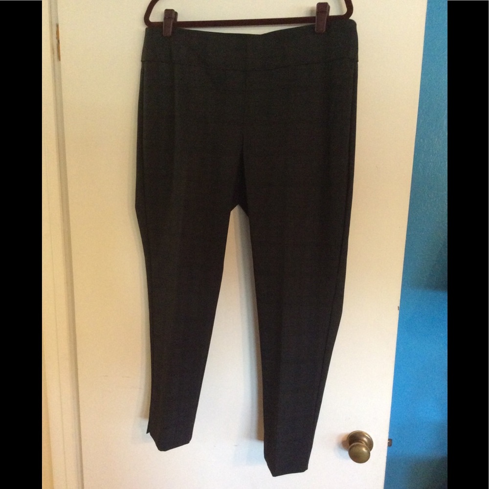 Grey plaid pants with stretch waist.